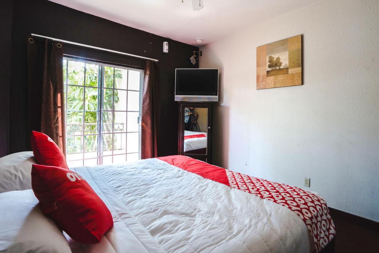 Oyo Hotel Cocobeach, Енсенада Екстериор снимка